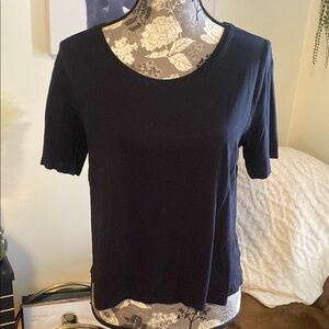 Aritzia TNA Women’s Black Tee Shirt